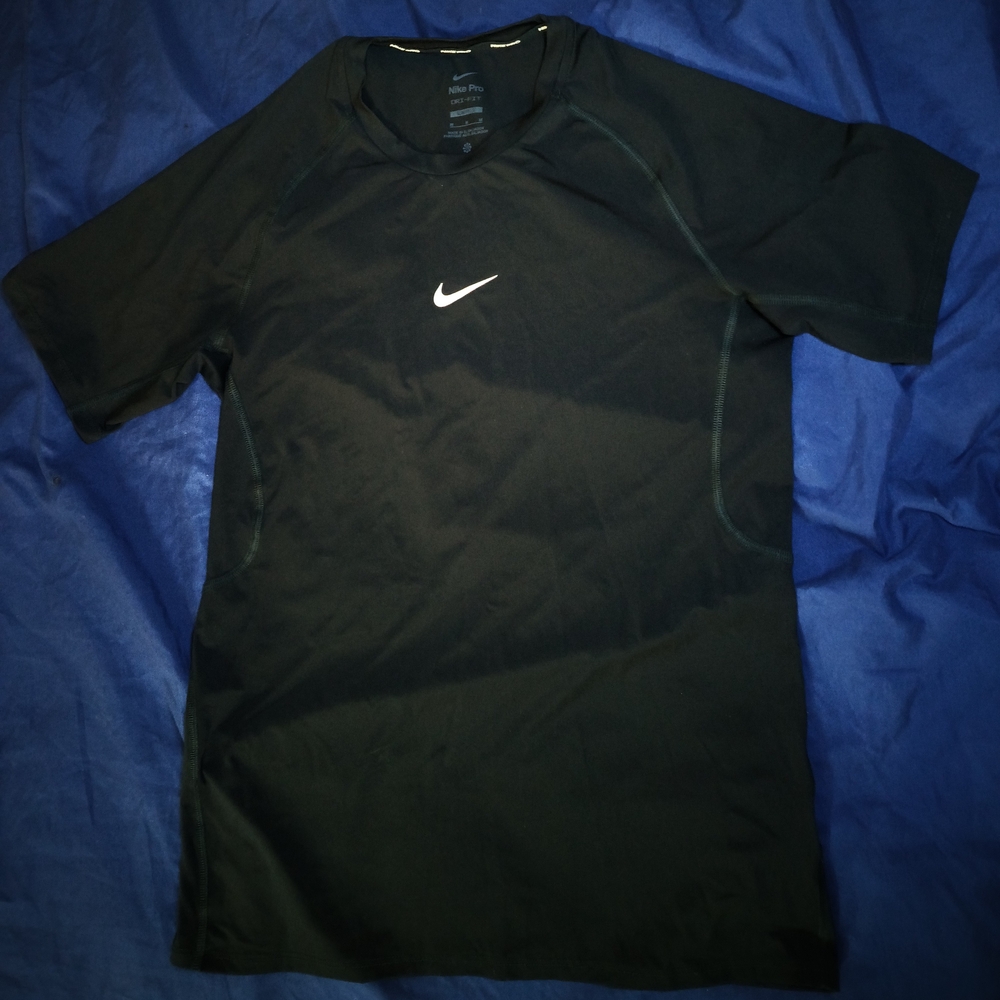 Nike Pro Black Athletic T-Shirt